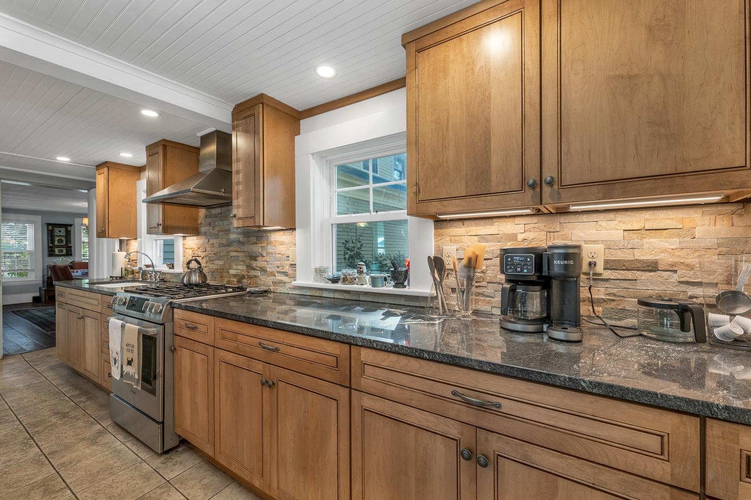 108 Center Street Wolfeboro, NH 03894 - Photo 22 of 55