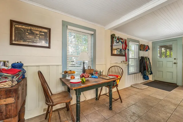 $629,000 | 108 Center Street, Wolfeboro, NH 03894