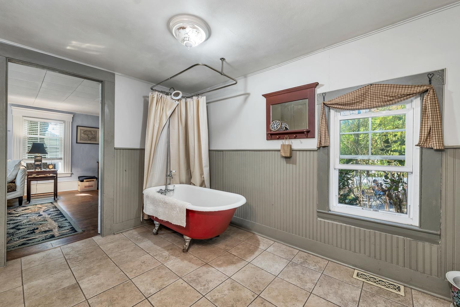 108 Center Street Wolfeboro, NH 03894 - Photo 32 of 55