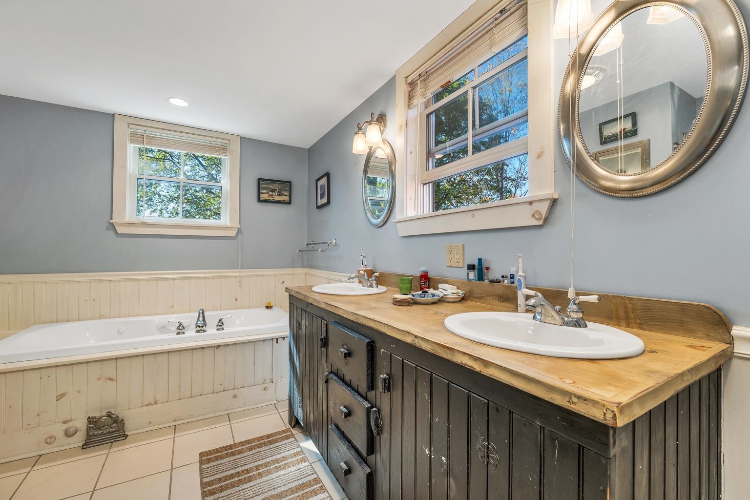 108 Center Street Wolfeboro, NH 03894 - Photo 34 of 55