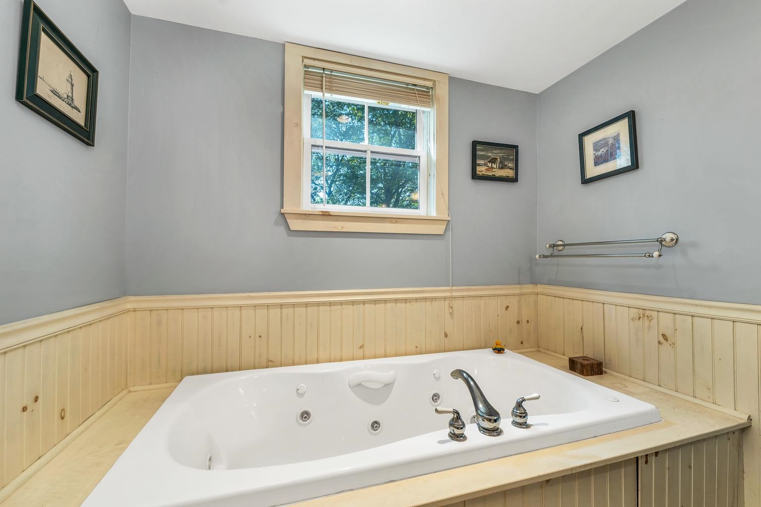 108 Center Street Wolfeboro, NH 03894 - Photo 35 of 55