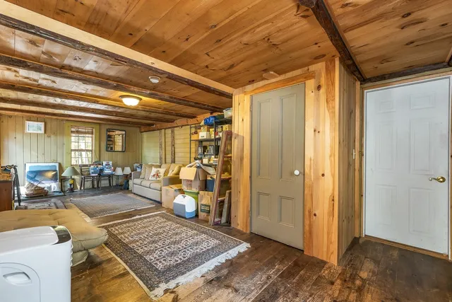 $629,000 | 108 Center Street, Wolfeboro, NH 03894