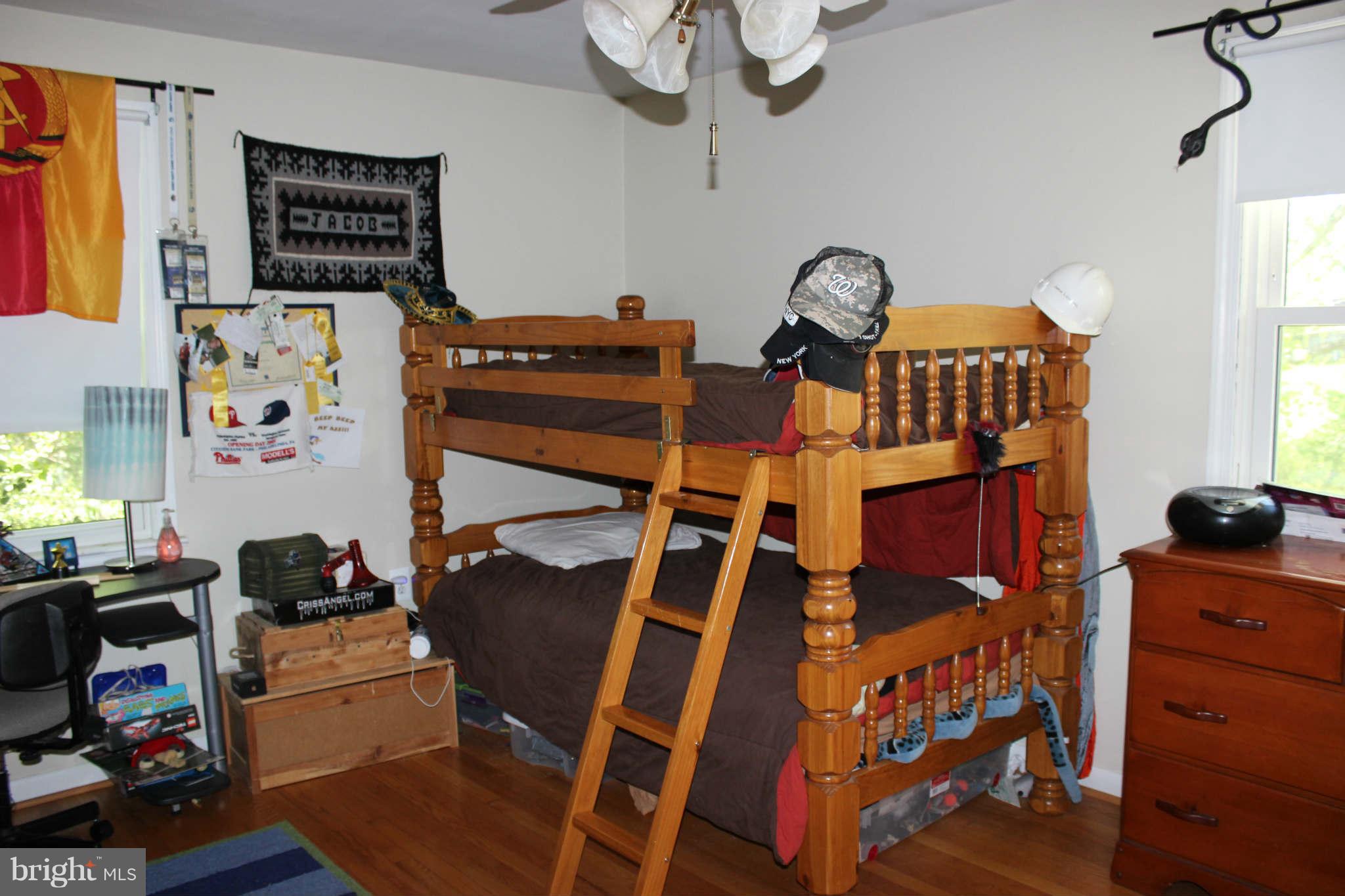 6 Sheridan Road Arnold, MD 21012 - Photo 7 of 15 Bedroom #2