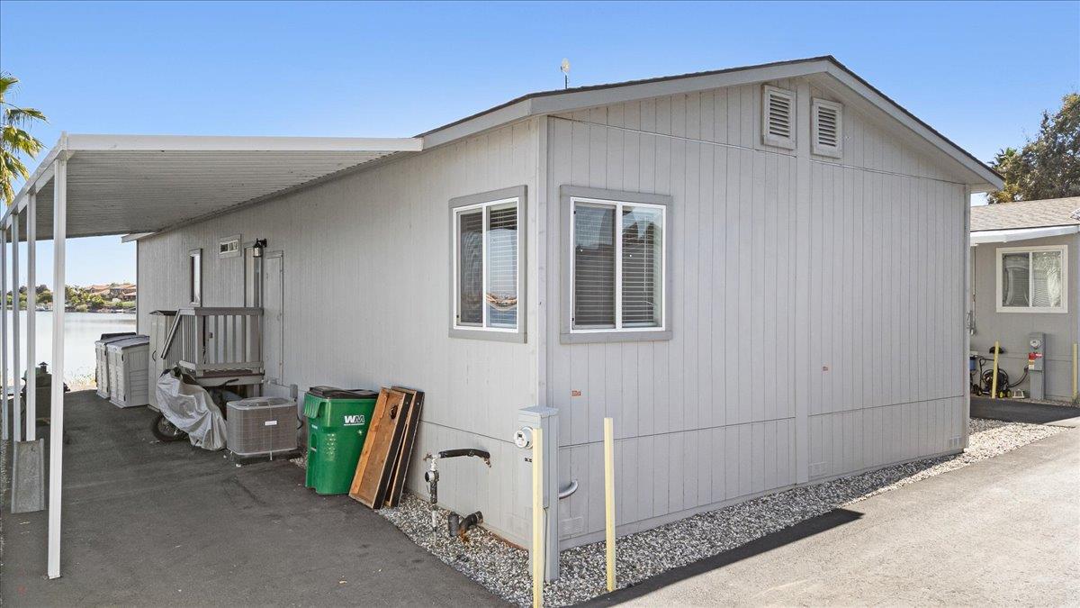 4399 Aplicella Court, Unit 75 Manteca, CA 95337 - Photo 28 of 30 a view of a backyard