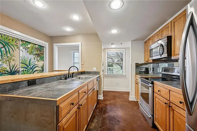 $335,000 | 635 Lafitte Street, Unit 4, Mandeville, LA 70448