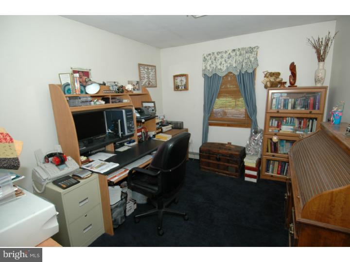 19 Island Road Jobstown, NJ 08041 - Photo 13 of 25 Office / Study