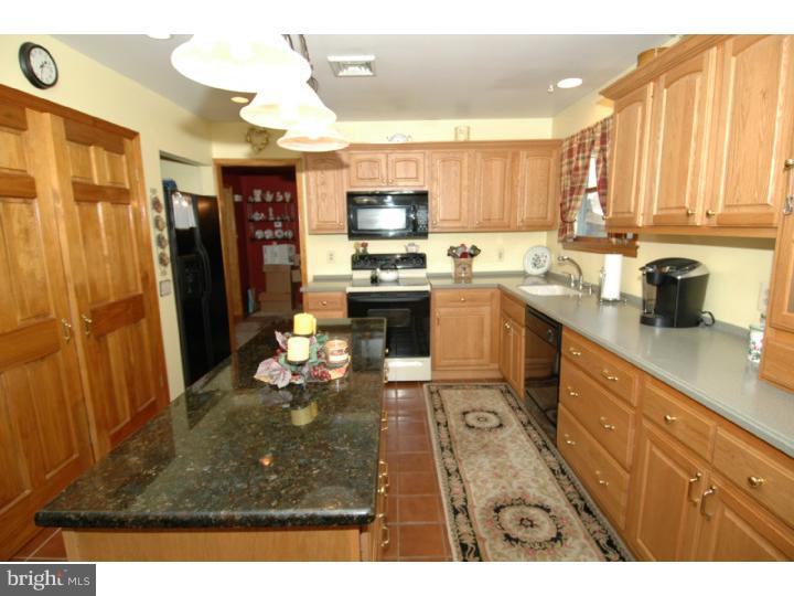 19 Island Road Jobstown, NJ 08041 - Photo 5 of 25 Kitchen
