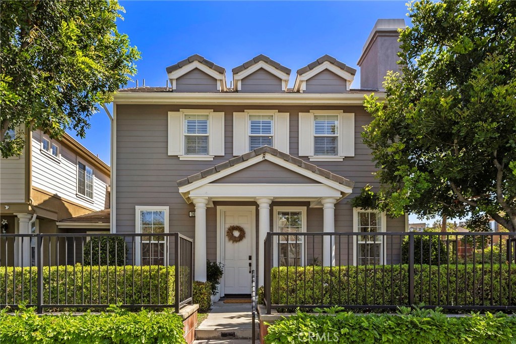 36 Tuberose Street Ladera Ranch, CA 92694 - Photo 39 of 39 front view of a residential houses with a yard
