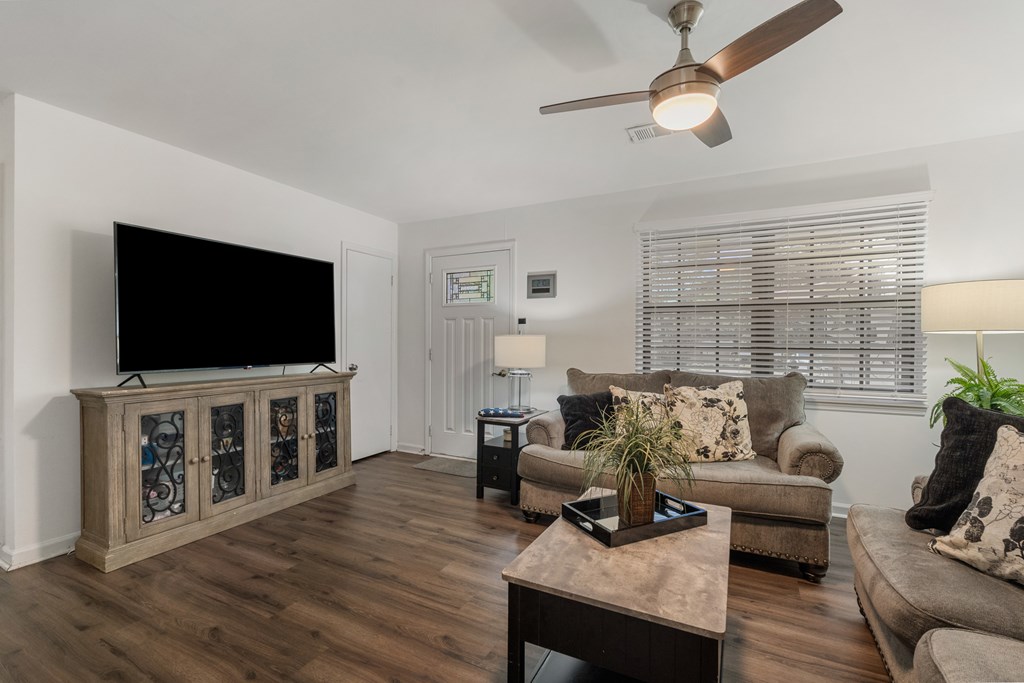 9 Armour Road Phenix City, AL 36869 - Photo 5 of 16
