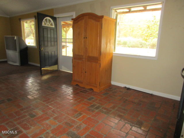 8316 Nutbank Road Moss Point, MS 39562 - Photo 4 of 10 Nutbank and Tammy 11-23 003