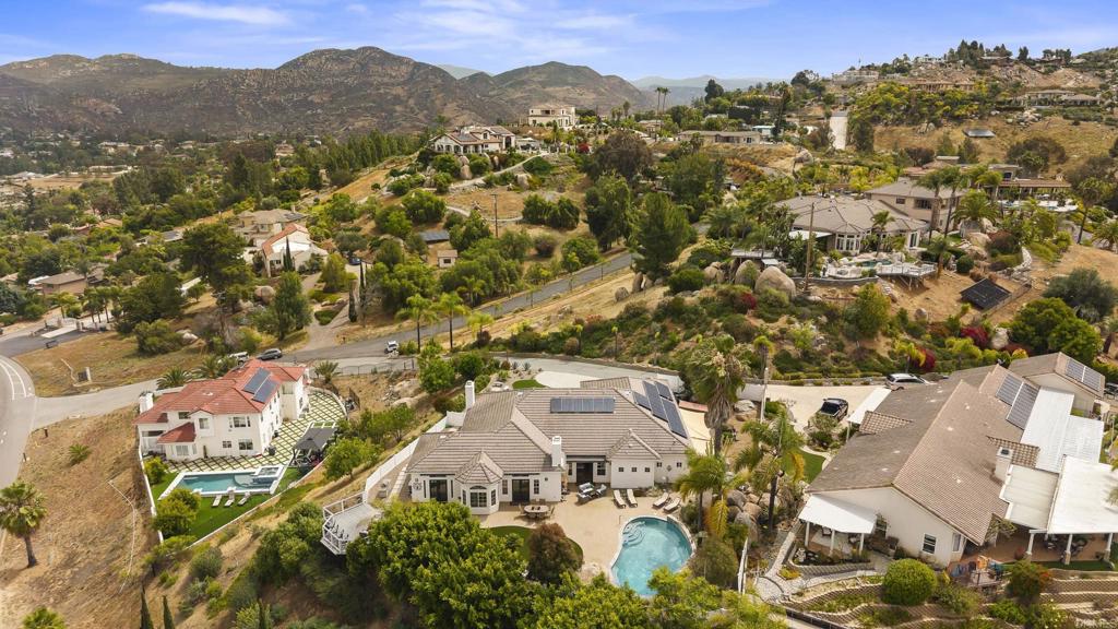 1221 Vista Grande Road El Cajon, CA 92019 - Photo 13 of 70