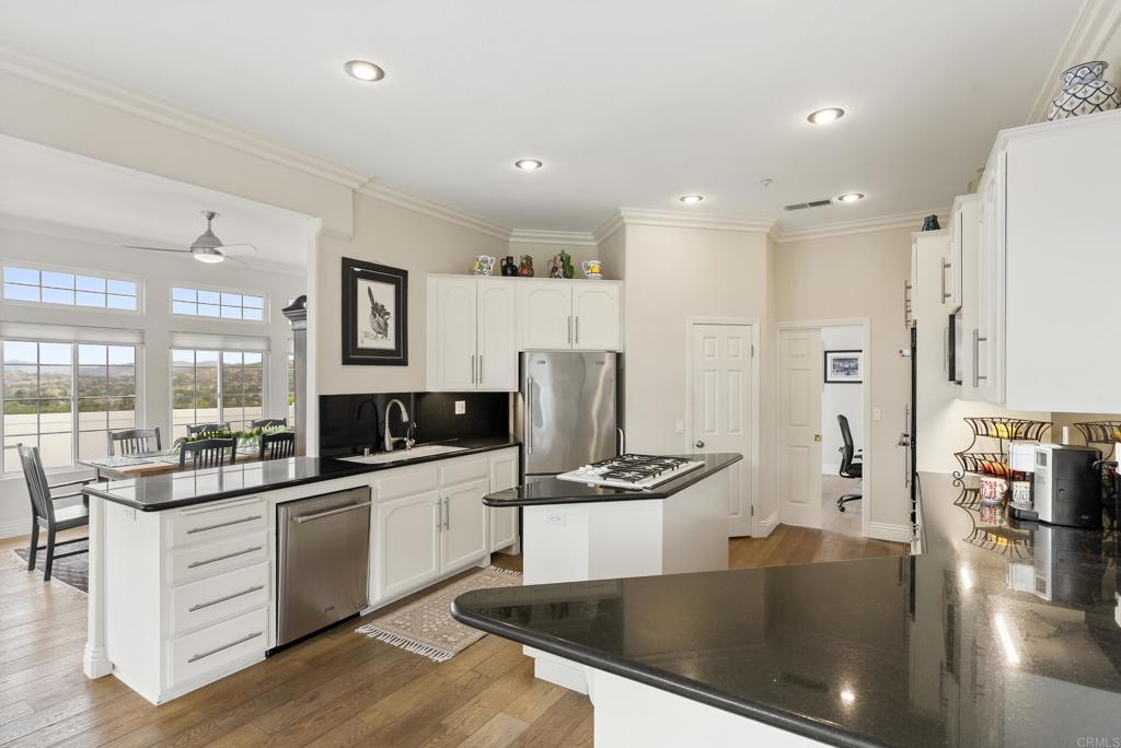 1221 Vista Grande Road El Cajon, CA 92019 - Photo 22 of 70