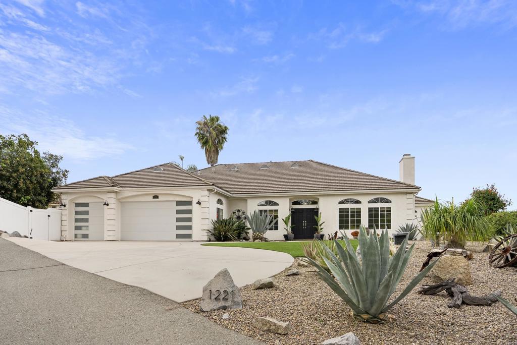 1221 Vista Grande Road El Cajon, CA 92019 - Photo 4 of 70