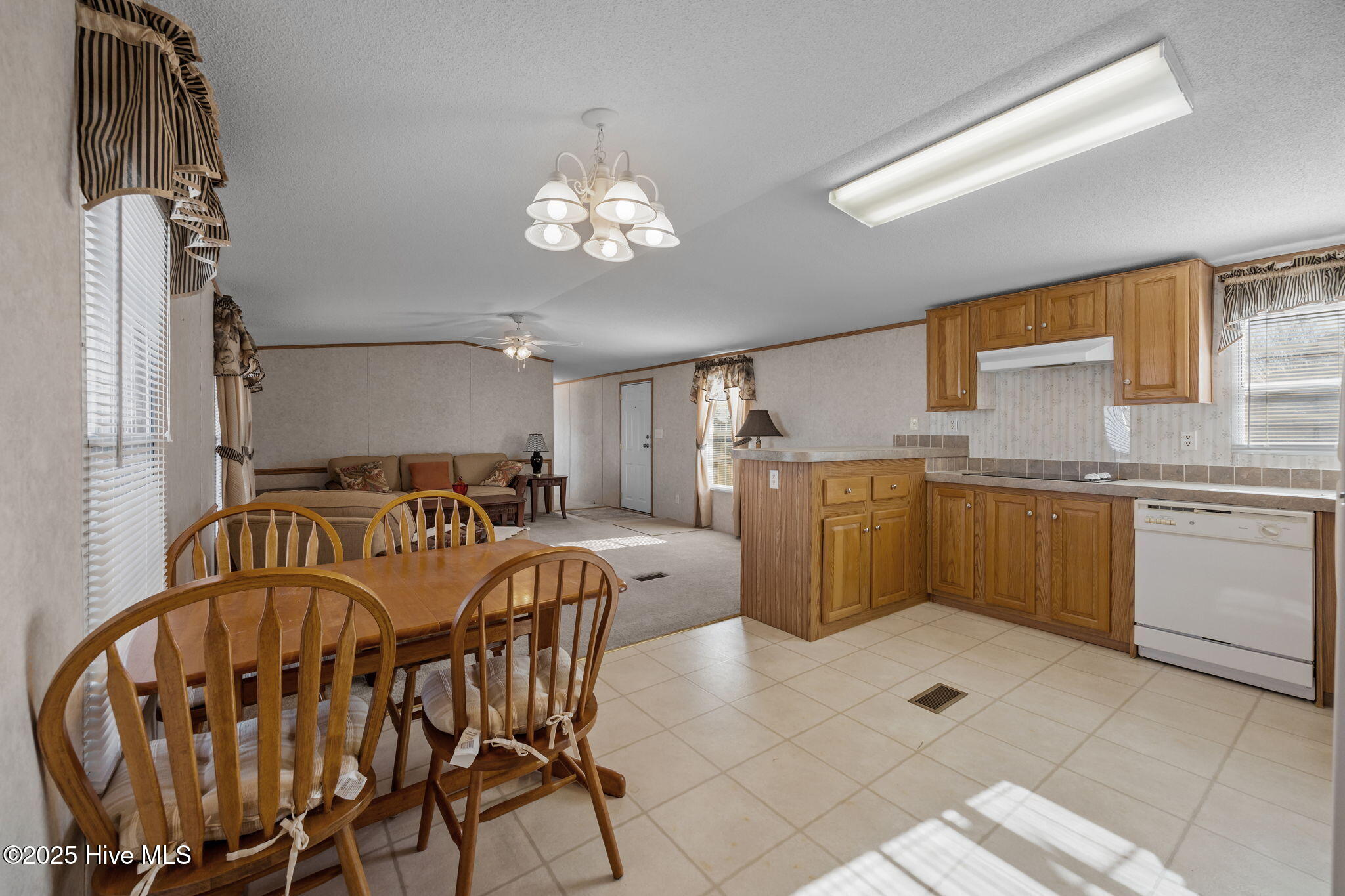 955 Pineclair Drive Southwest Calabash, NC 28467 - Photo 15 of 44 17-web-or-mls-IMG_5868