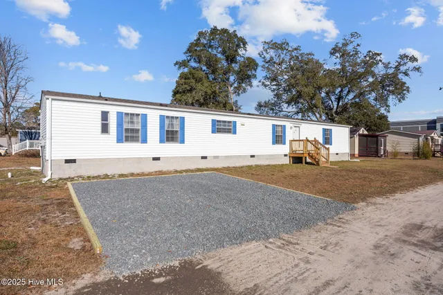 $199,000 | 955 Pineclair Drive Southwest, Calabash, NC 28467