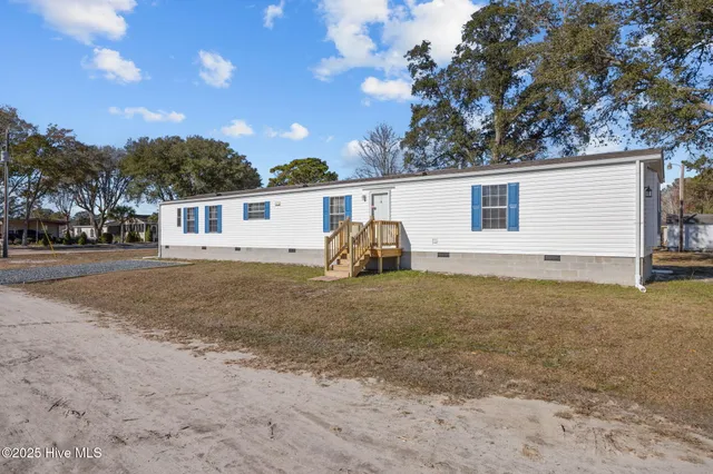 $199,000 | 955 Pineclair Drive Southwest, Calabash, NC 28467