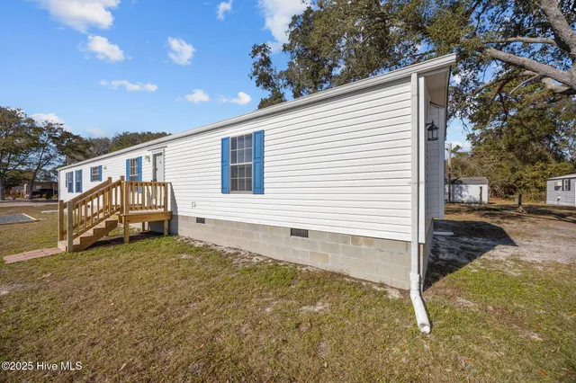 $199,000 | 955 Pineclair Drive Southwest, Calabash, NC 28467