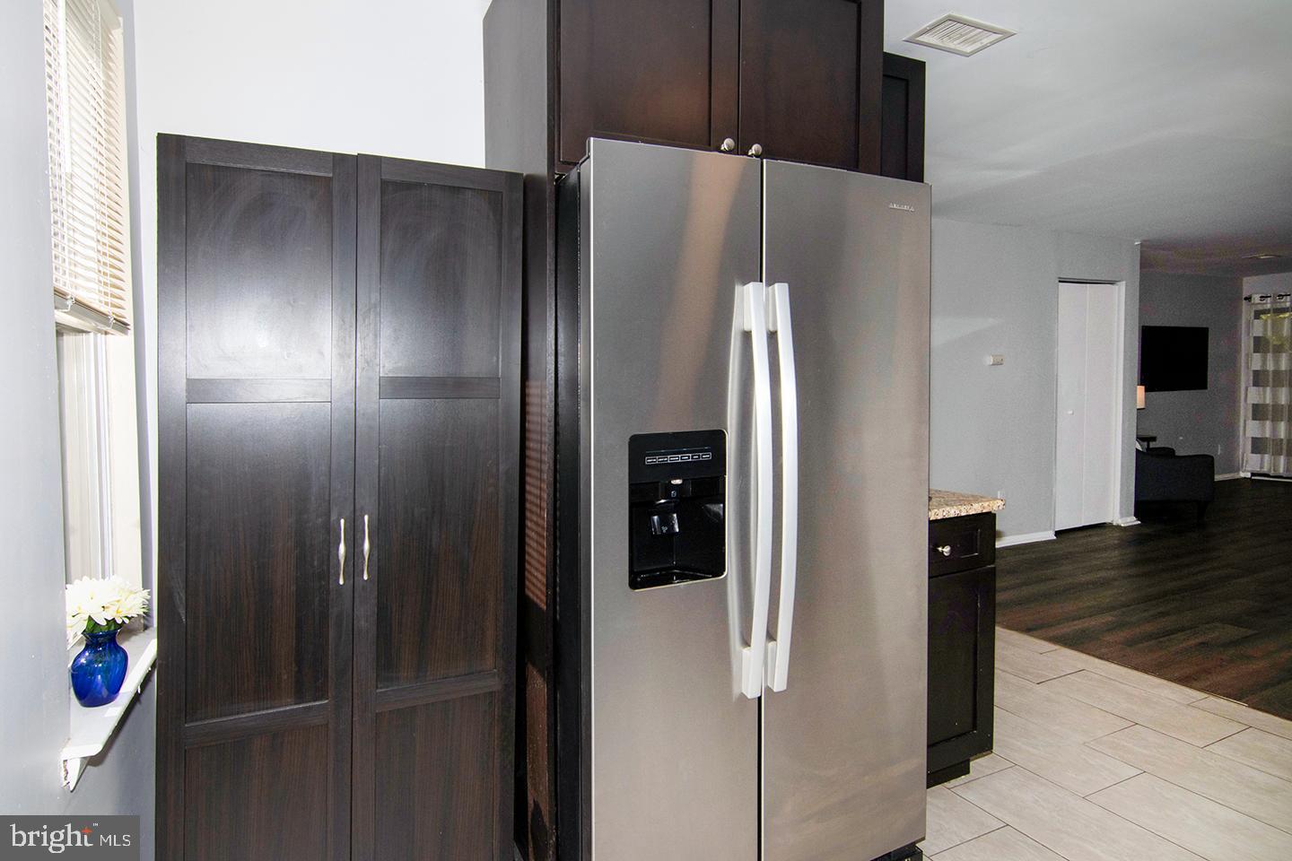 604 Bromley Estate Pine Hill, NJ 08021 - Photo 5 of 37