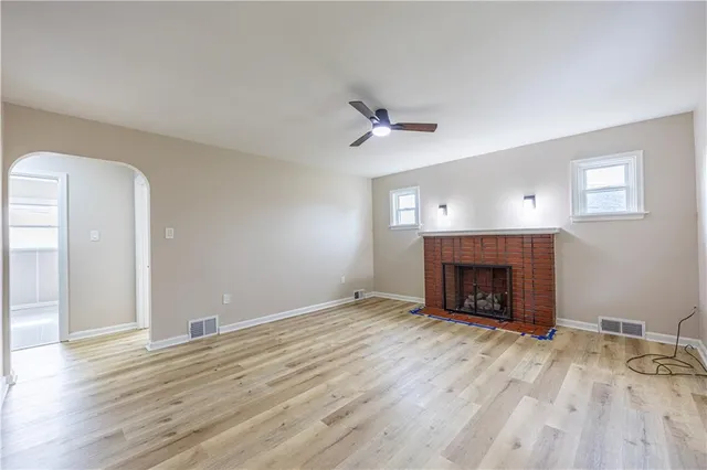 $1,850 | 552 Stephens Street, Ambridge, PA 15003