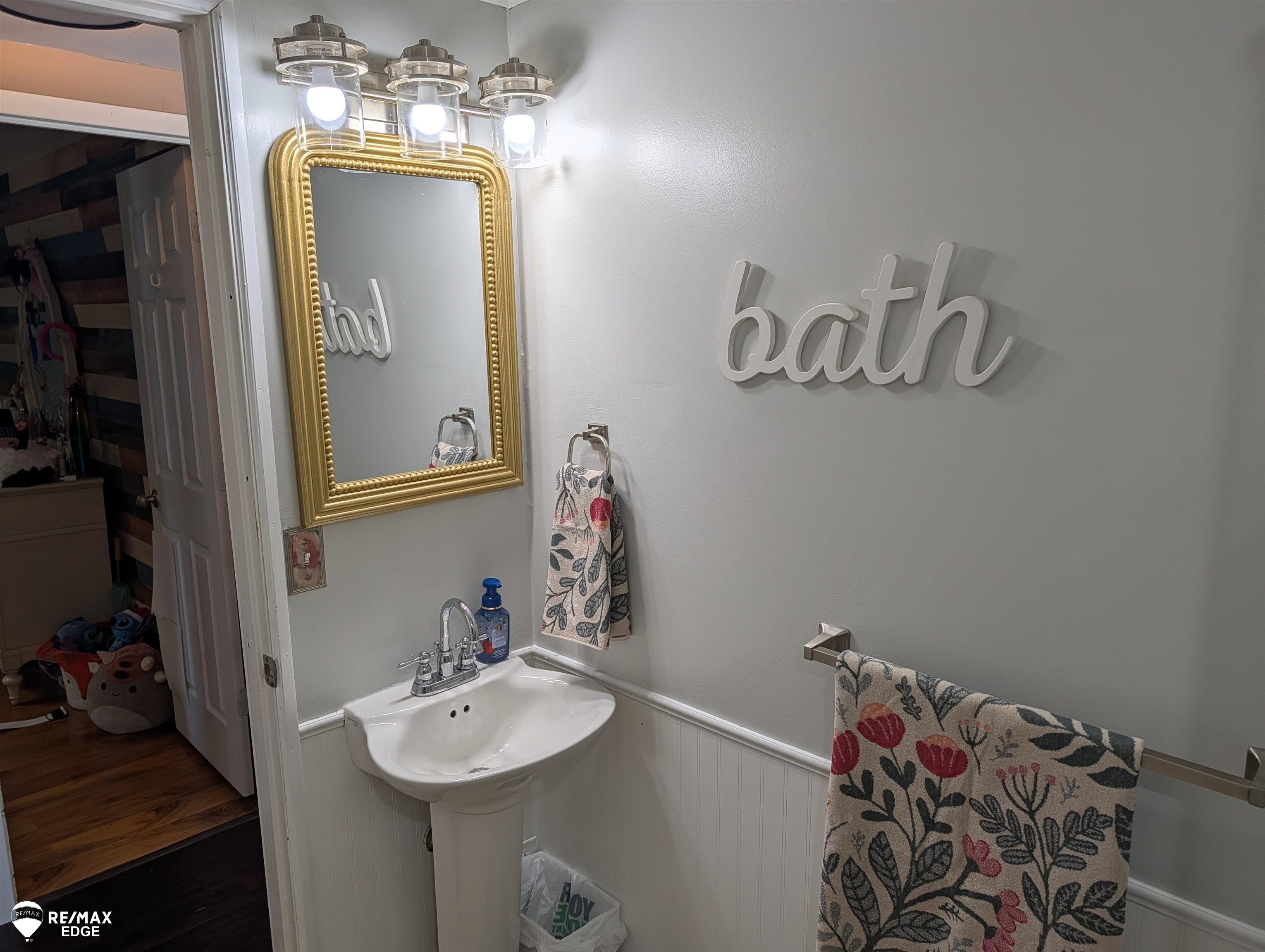 7494 North State Road Davison, MI 48423 - Photo 46 of 80
