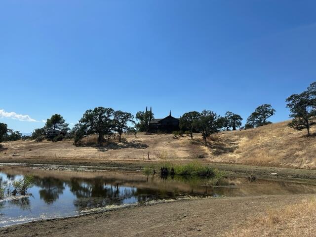 210-211 Perla Road Igo, CA 96047 - Photo 3 of 25 a view of a lake view