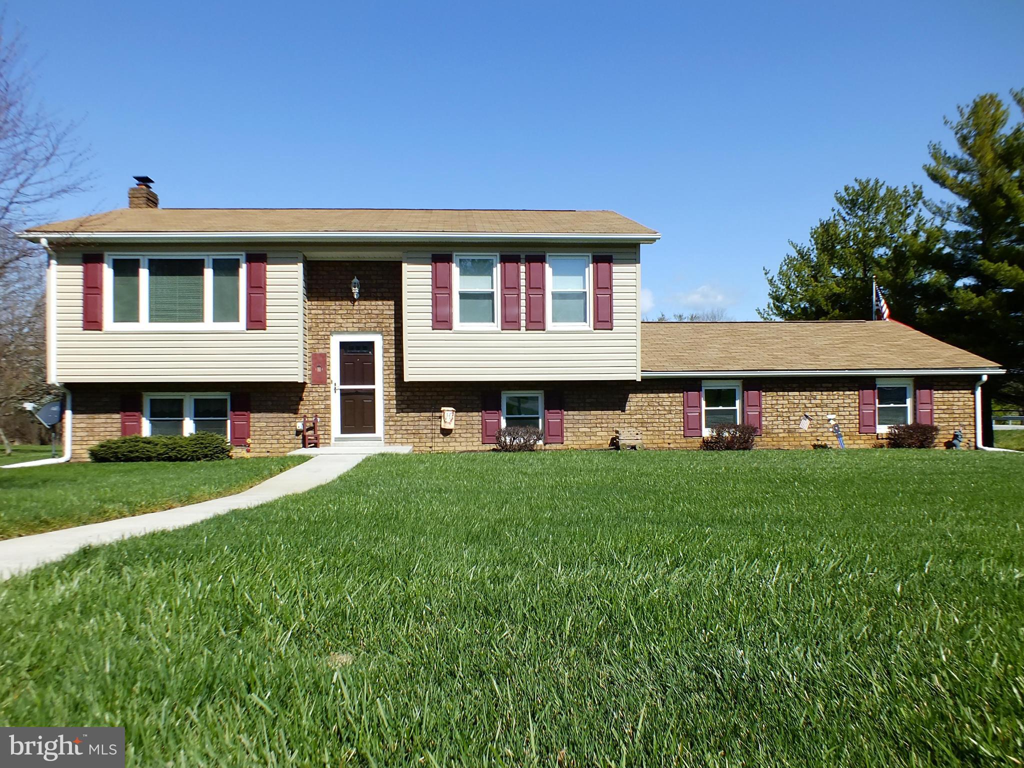 2928 Michelle Road Manchester, MD 21102 - Photo 1 of 30 Exterior (Front)