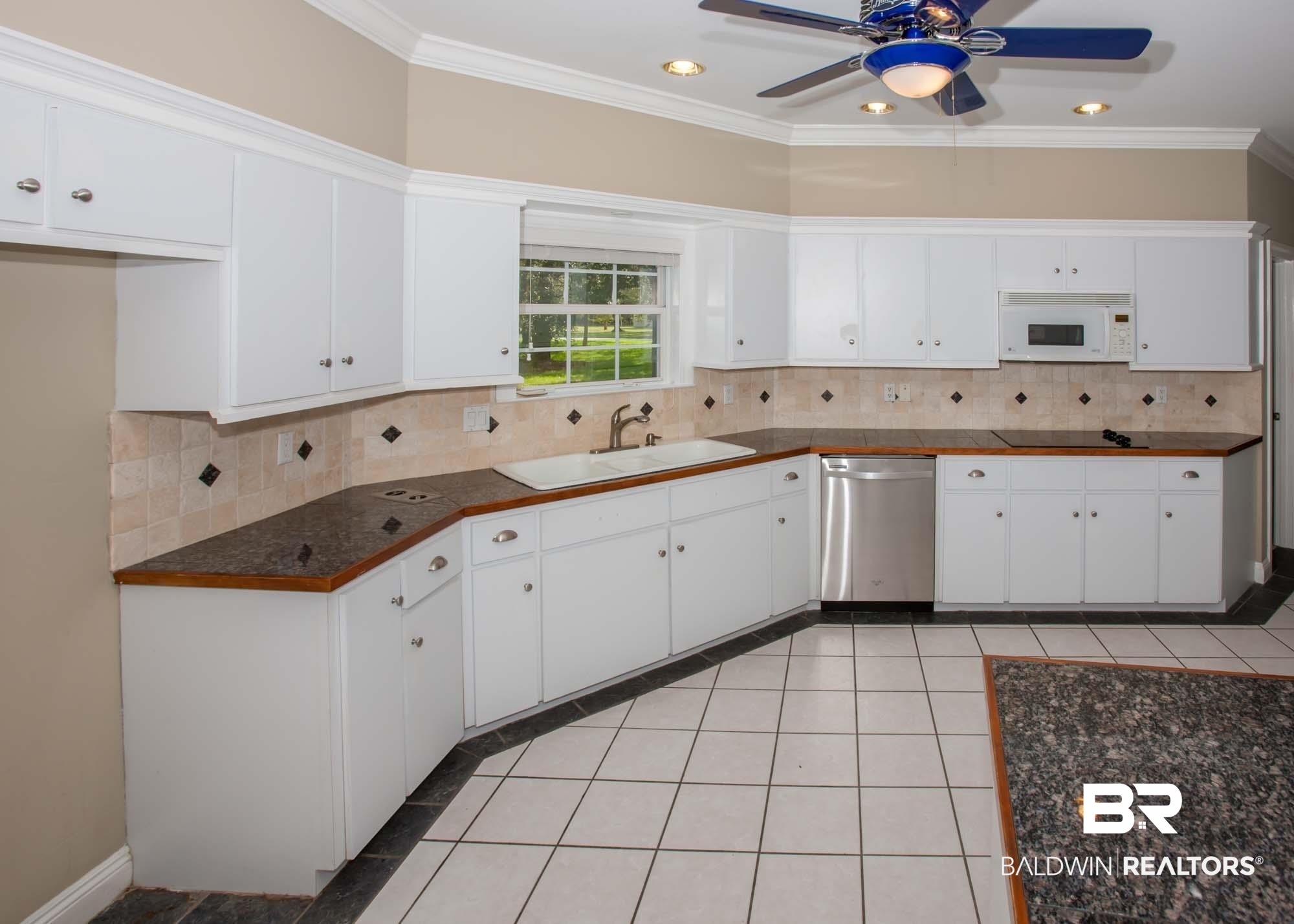 8311 Pinewood Drive Foley, AL 36535 - Photo 12 of 41