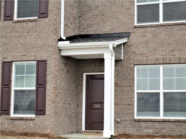 $1,950 | 215 Scenic Road, Anderson, SC 29621