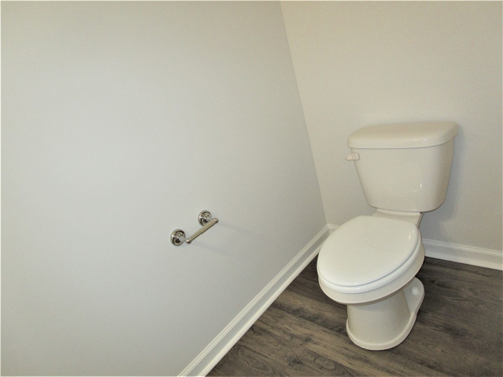 215 Scenic Road Anderson, SC 29621 - Photo 9 of 11