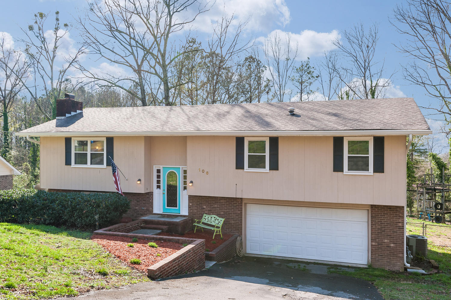 106 Timber Ridge Trail Ringgold, GA 30736 - Photo 3 of 31 106_Timber_Ridge_Tr_03