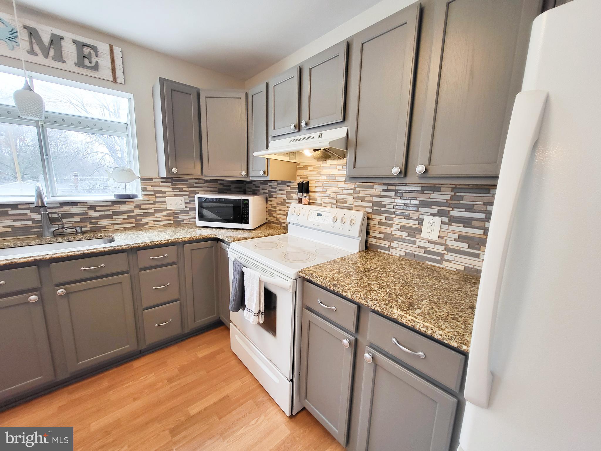 708 Tyler Point Road Deale, MD 20751 - Photo 5 of 24