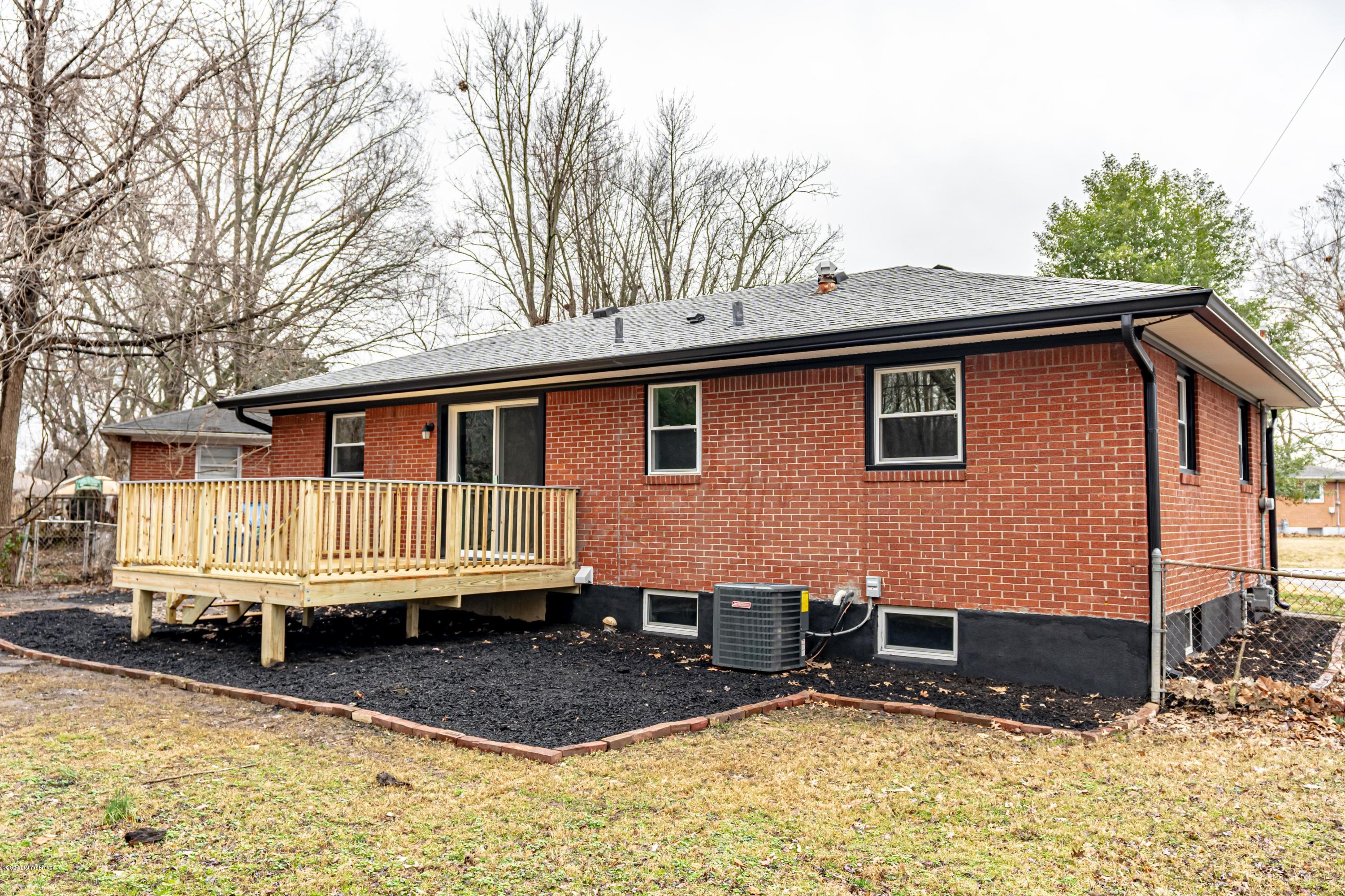 6315 Hunters Grove Road Louisville, KY 40216 - Photo 59 of 61 DSC00301