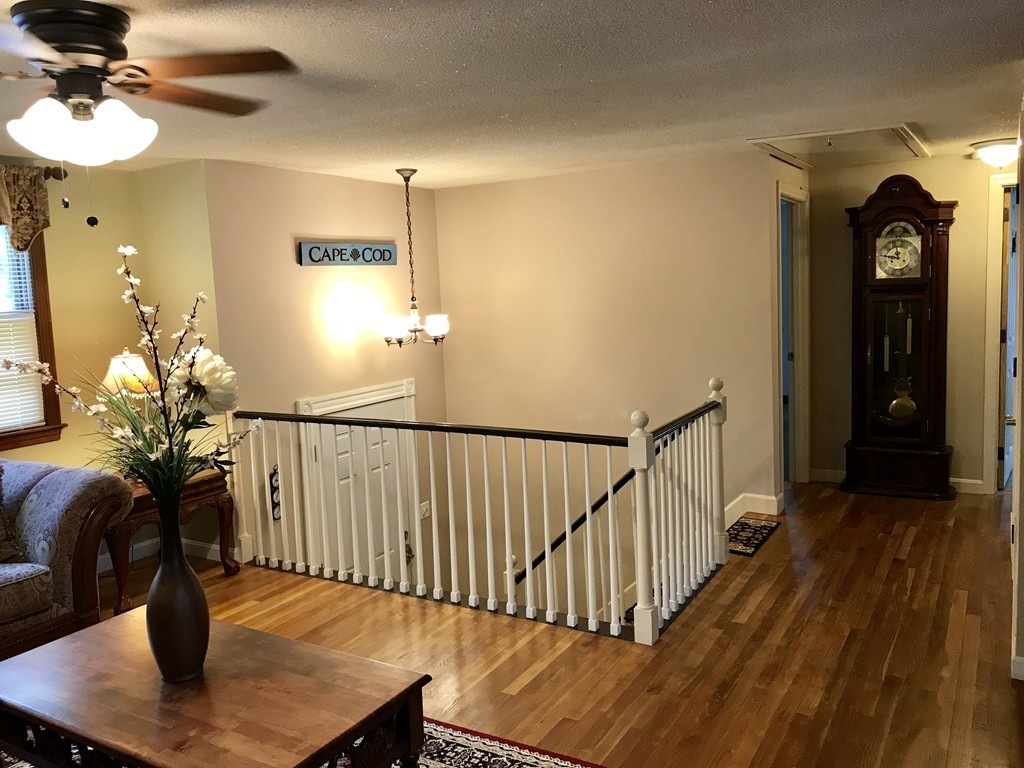1 Quaker Road Wareham, MA 02538 - Photo 5 of 20