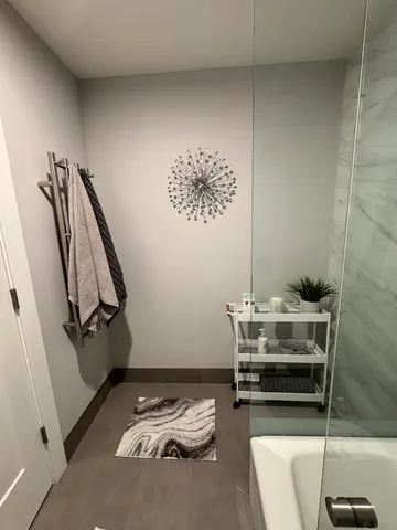 $279,900 | 813 East Carriage Lane, Unit 5, Palatine, IL 60074