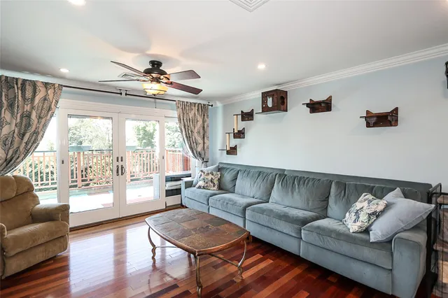 $1,969,888 | 19 Marietta Road, Glen Cove, NY 11542