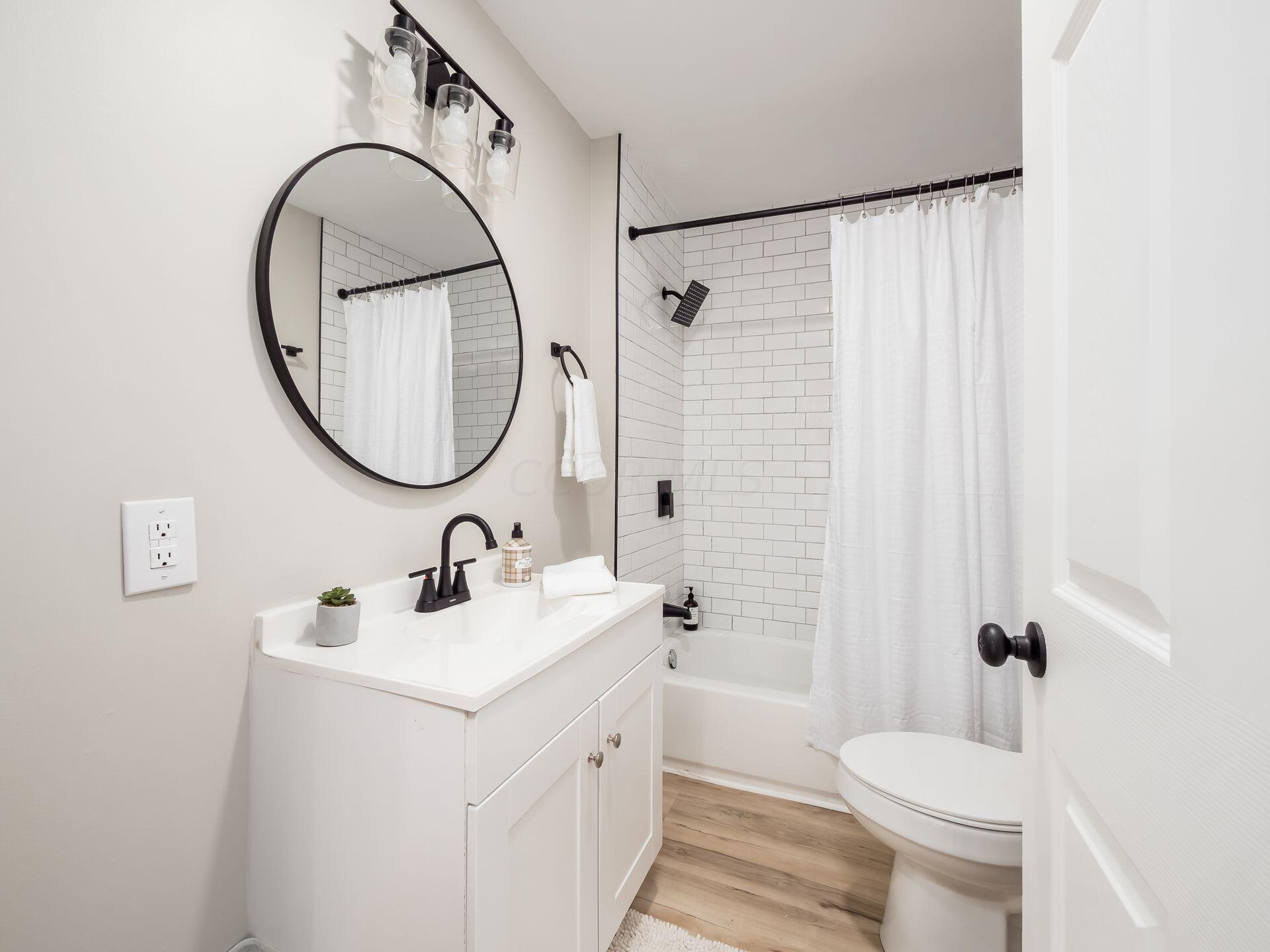 214 Half Street La Rue, OH 43332 - Photo 11 of 16 008_lf St La Rue OH 43332 USA