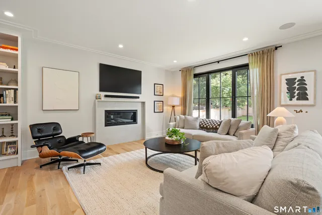 $3,100,000 | 36 Bauer Place Ext, Westport, CT 06880