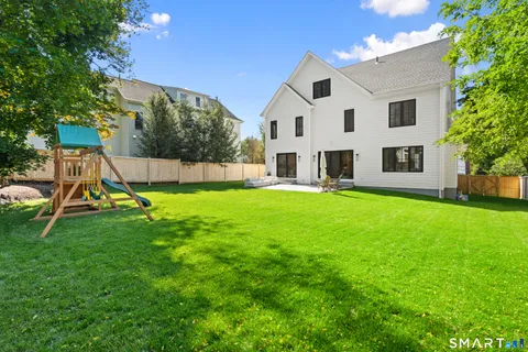 $3,100,000 | 36 Bauer Place Ext, Westport, CT 06880