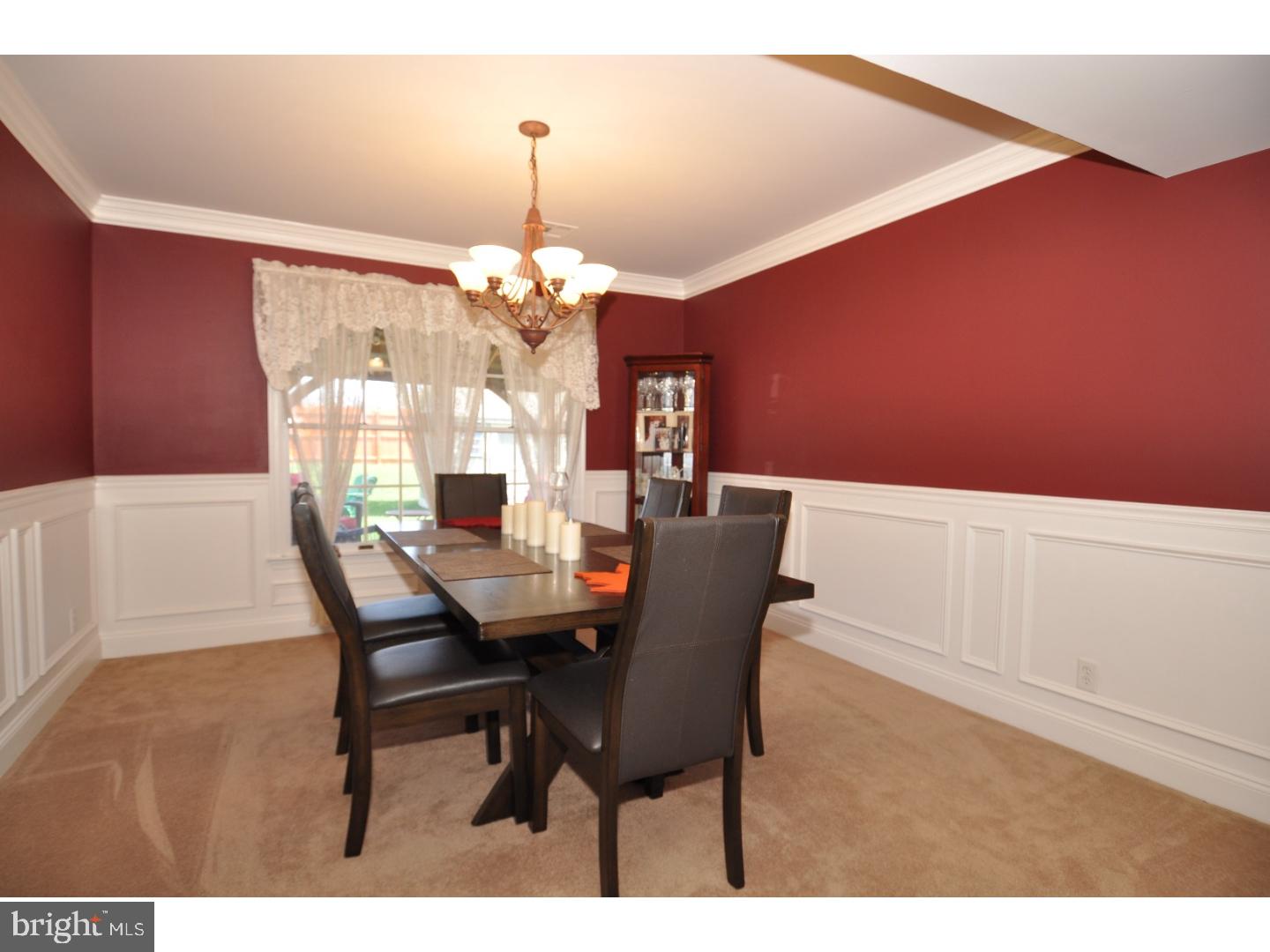 42 Manchester Road Mount Holly, NJ 08060 - Photo 2 of 25 Dining Room