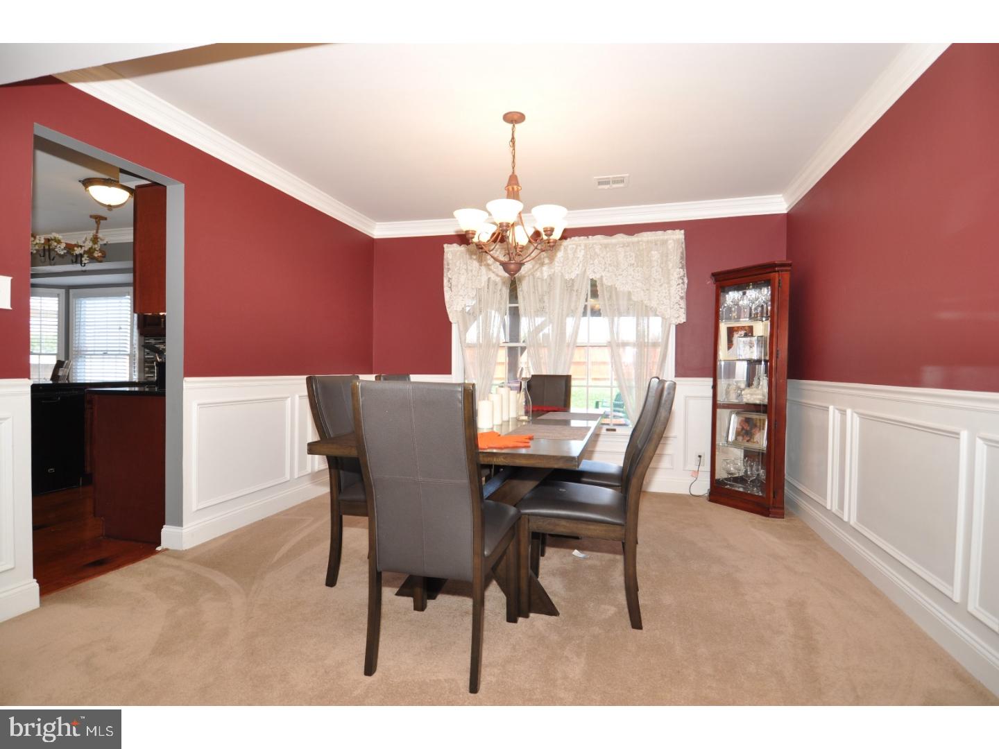 42 Manchester Road Mount Holly, NJ 08060 - Photo 11 of 25 Dining Room