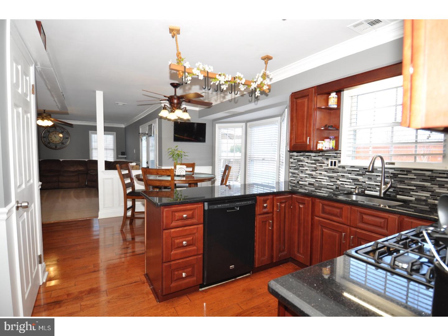 42 Manchester Road Mount Holly, NJ 08060 - Photo 8 of 25 Kitchen