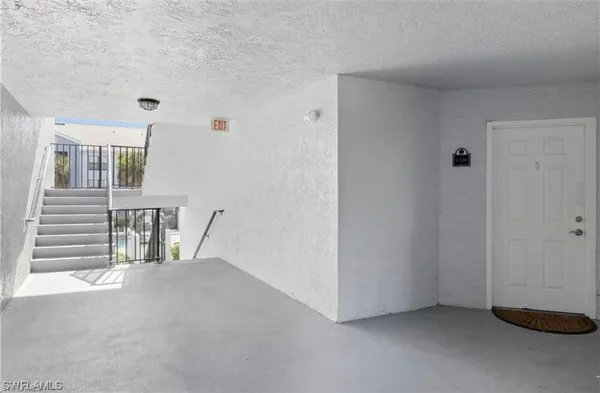 $1,550 | 13571 Eagle Ridge Drive, Unit 1325, Fort Myers, FL 33912