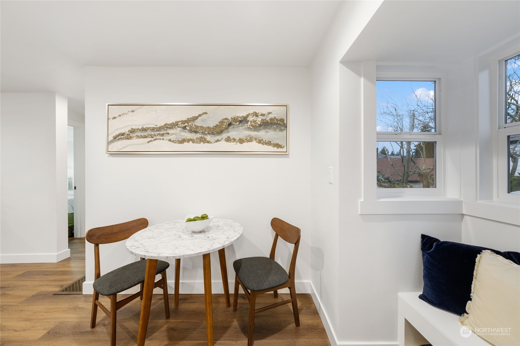 12042 Renton Avenue South Seattle, WA 98178 - Photo 14 of 40 Gallery Image 14