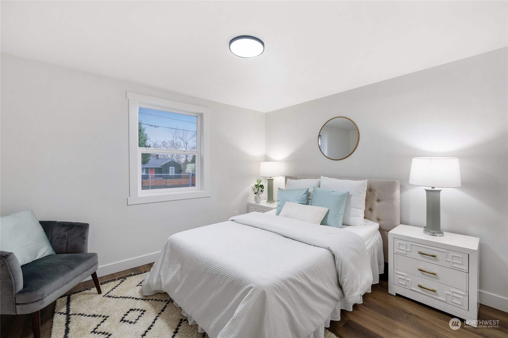 12042 Renton Avenue South Seattle, WA 98178 - Photo 21 of 40 Gallery Image 21