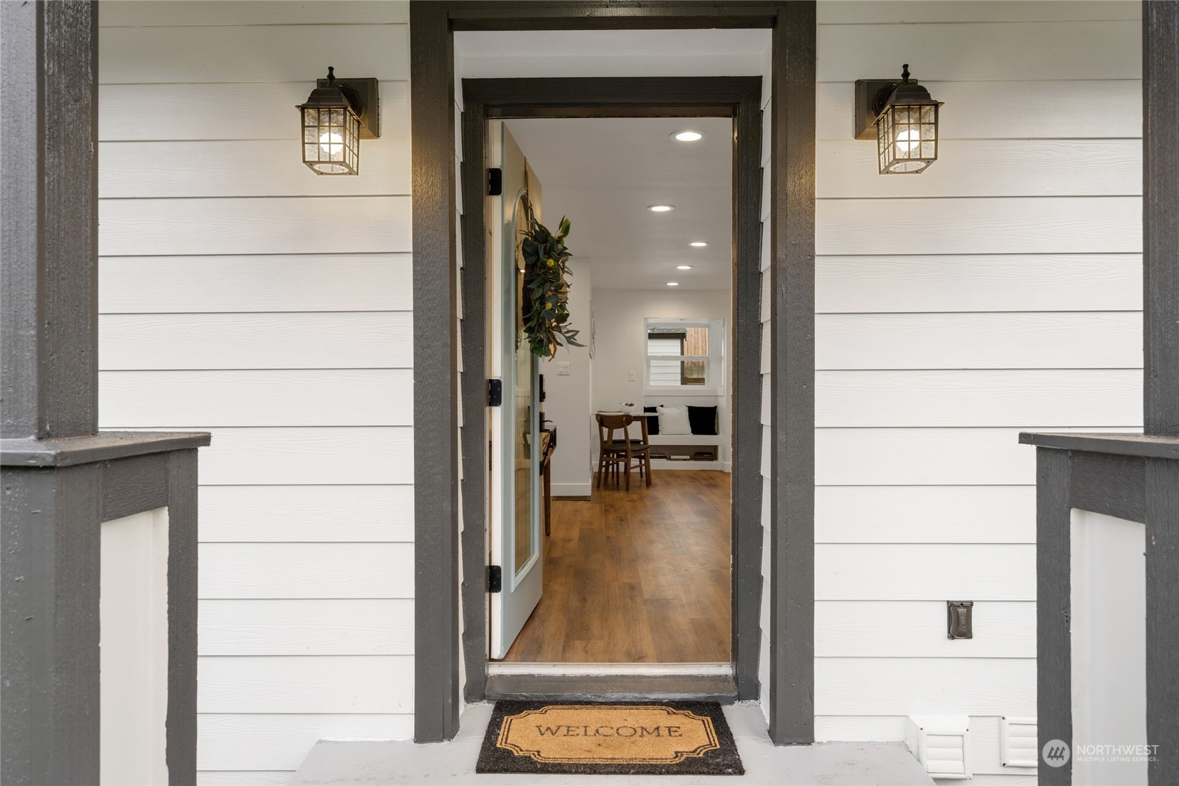 12042 Renton Avenue South Seattle, WA 98178 - Photo 3 of 40 Gallery Image 3
