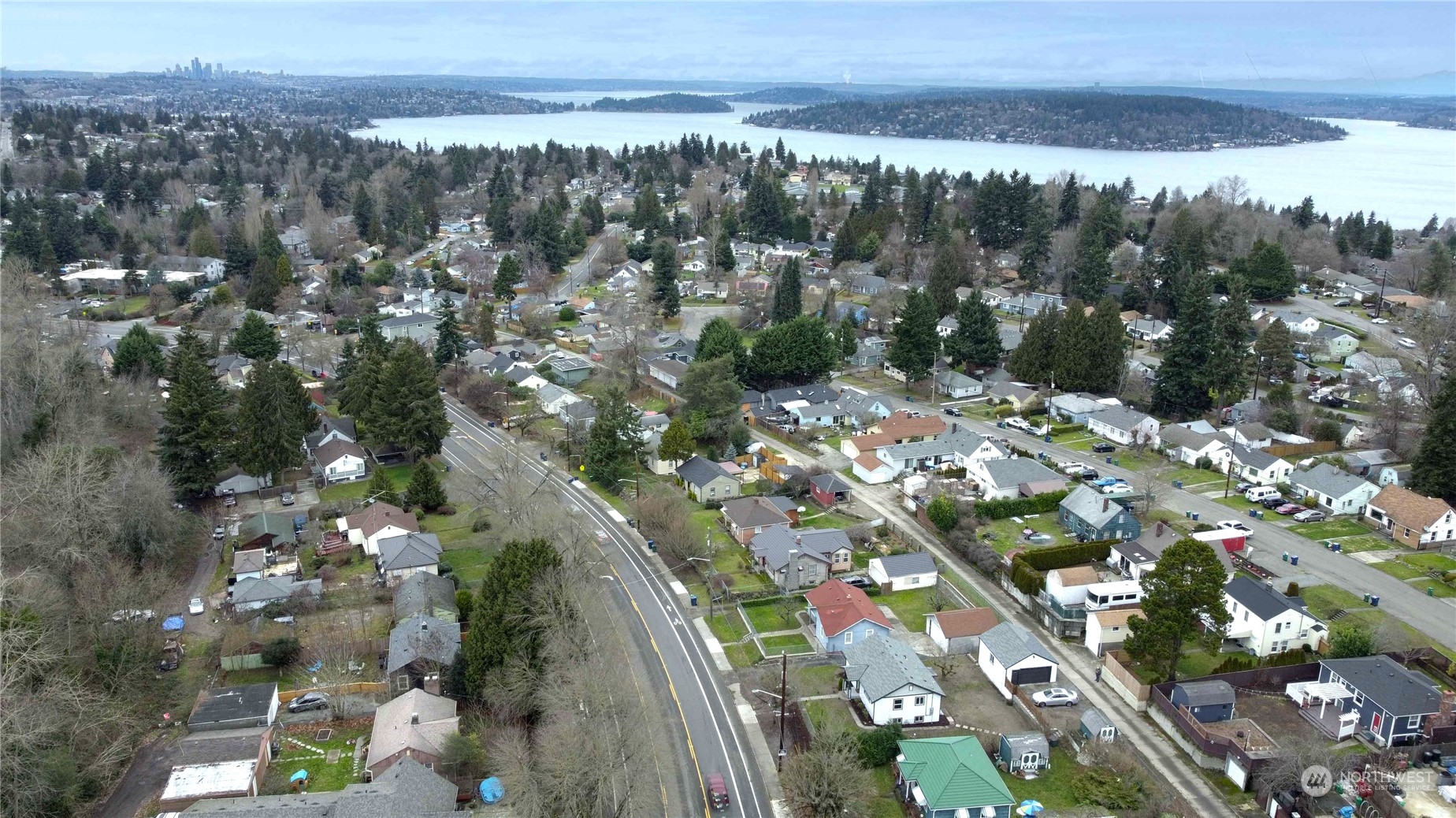 12042 Renton Avenue South Seattle, WA 98178 - Photo 40 of 40 Gallery Image 40