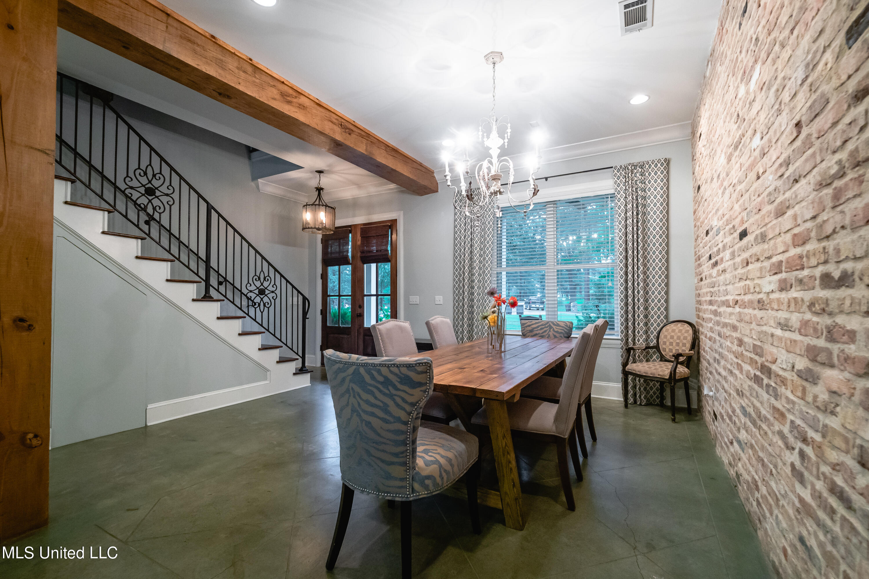 517 Fawn Cove Canton, MS 39046 - Photo 6 of 50 P6100065