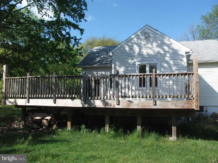 988 Jackaway Road Jamison, PA 18929 - Photo 3 of 21