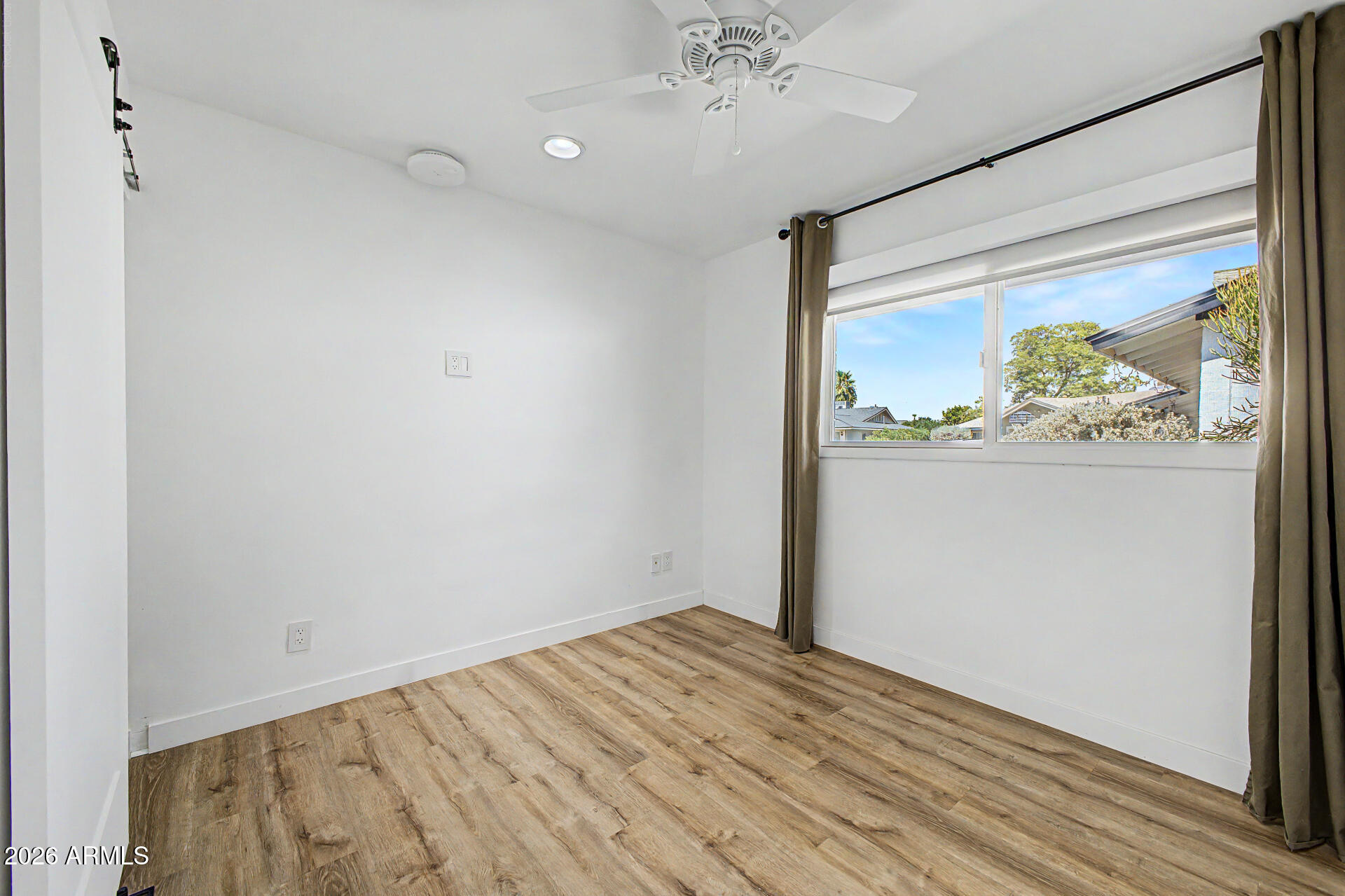 8219 East Valley View Road Scottsdale, AZ 85250 - Photo 22 of 29 bedroom 3