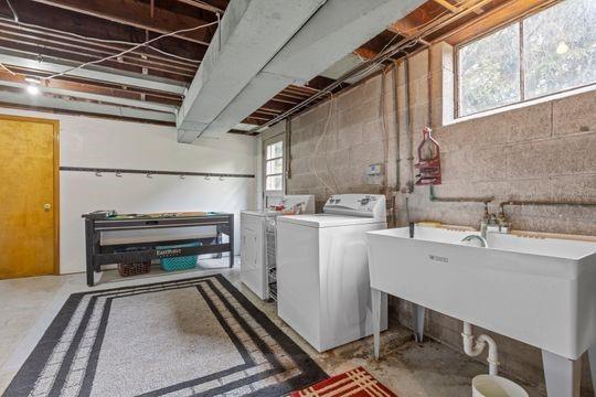 102 Frederick Road Economy, PA 15005 - Photo 21 of 24
